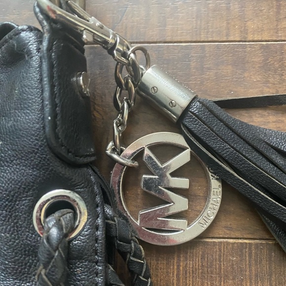 Michael Kors Slouchly Shoulder Hobo black leather bag - Picture 4 of 11